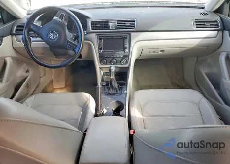 2015 Volkswagen Passat S z USA, uszkodzony, nr VIN 1VWAT7A37FC122579